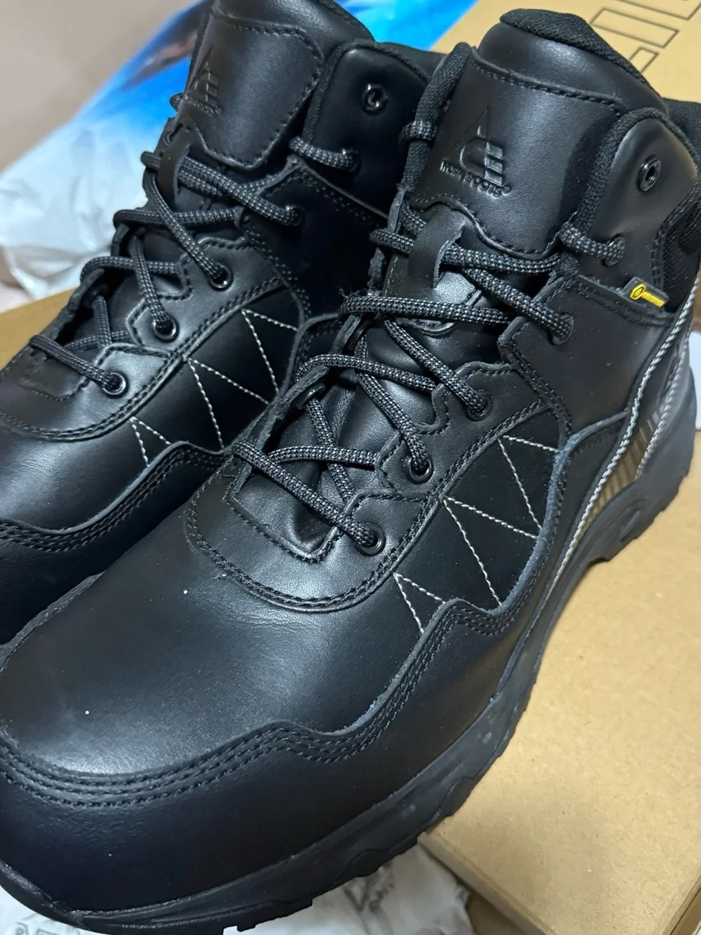 Ace/Workboot/ComptoeBlack Men'sWork/Outdoor Shoe - Rugged Slip-Resistant Design